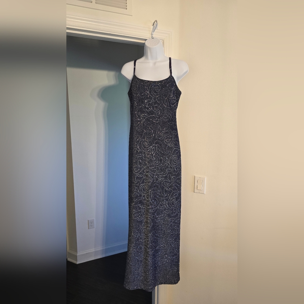 Jump brand navy blue formal gown with silver paisley designs